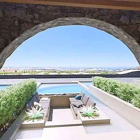 Amazing Santorini 1 Bedroom Euphoria Private Pool & Beautiful Hotel 3*