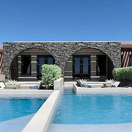 Amazing Santorini 1 Bedroom Euphoria Private Pool & Beautiful Oia